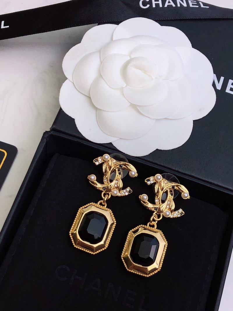 Ch**el earrings
